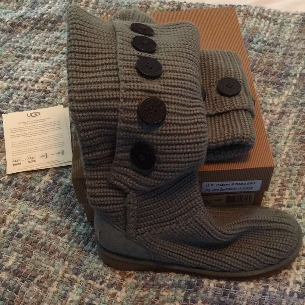 Ugg classic cardy tall boot